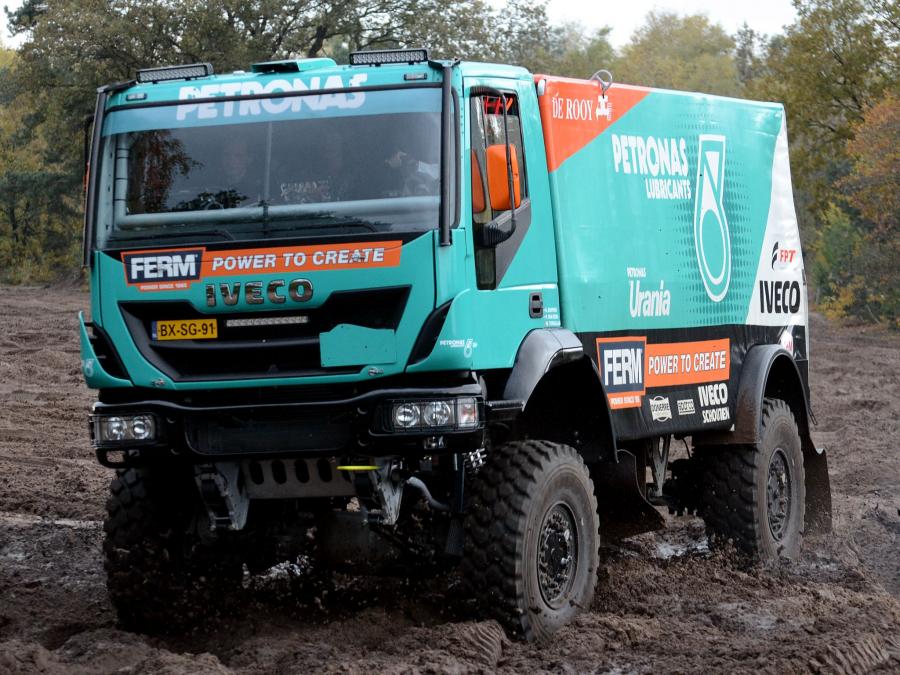  Iveco Trakker Evolution III 4x4 2012 года  (фото 3 из 22)
